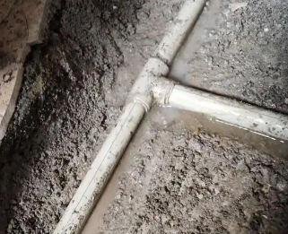 塔河漏水维修电话